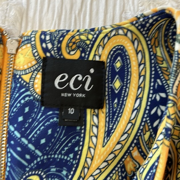 Eci Paisley Pencil Dress - Picture 10 of 10